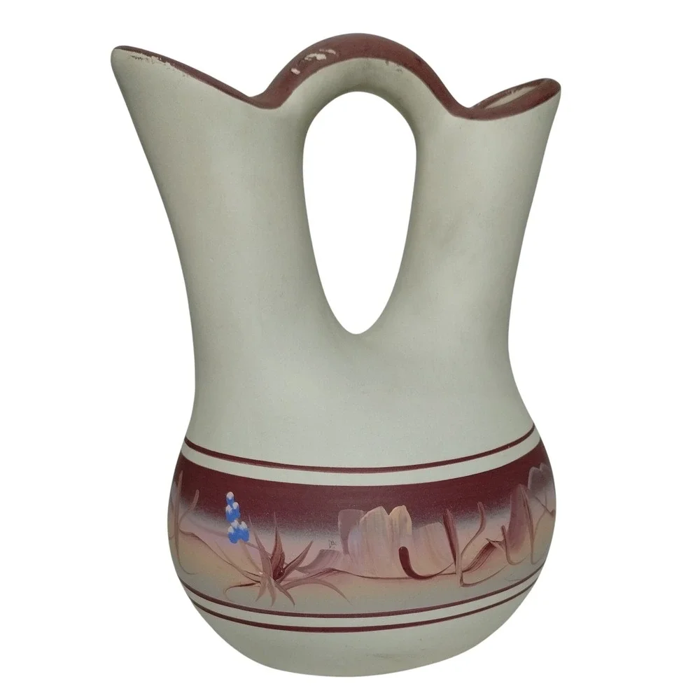 New West Pottery charming hand